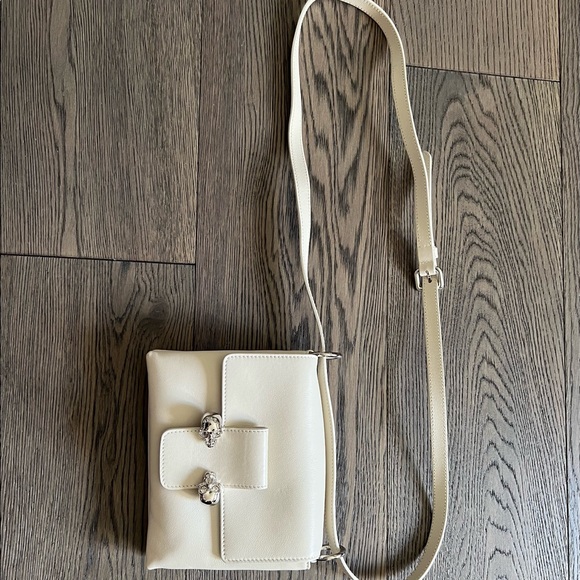 Skulls Bag - Picture 6 of 11